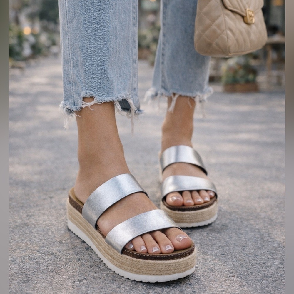 Brash Metallic Silver Double Strap Espadrille Platform Sandal 9